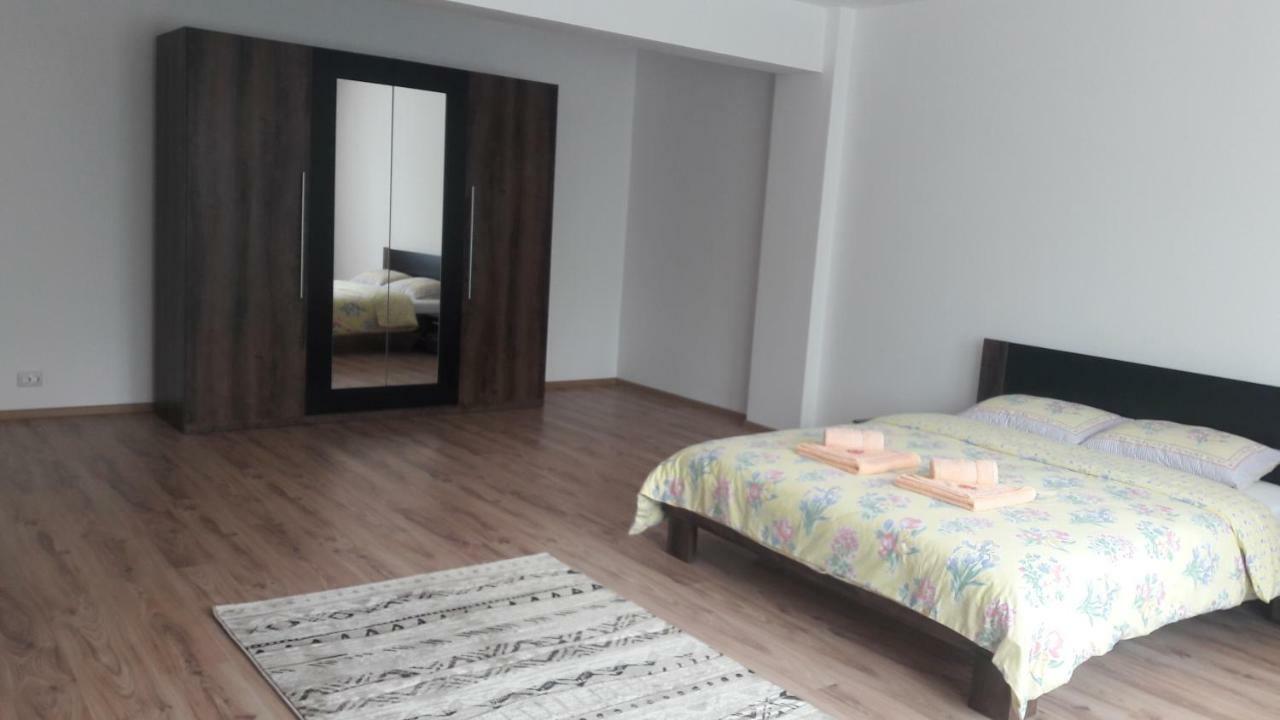 Travel Homzzz Apartments Târgu-Mureş 外观 照片
