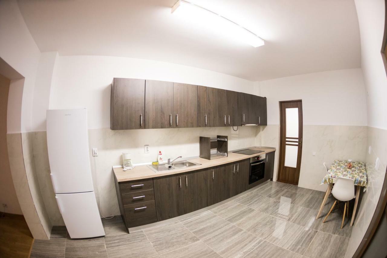 Travel Homzzz Apartments Târgu-Mureş 外观 照片