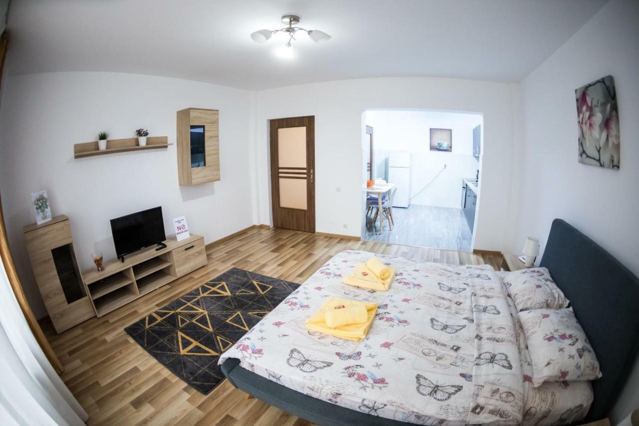 Travel Homzzz Apartments Târgu-Mureş 外观 照片